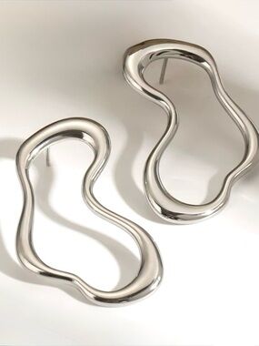 NEW Anthropologie Squiggle Post Earrings Silver Asymmetrical AU20